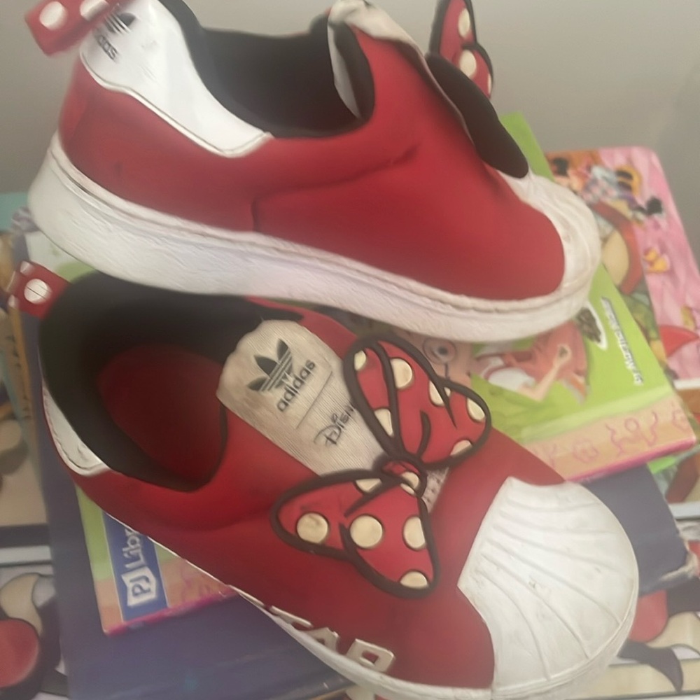 set of two Disney style character, shoes, size 8k (4 years)   gently used
